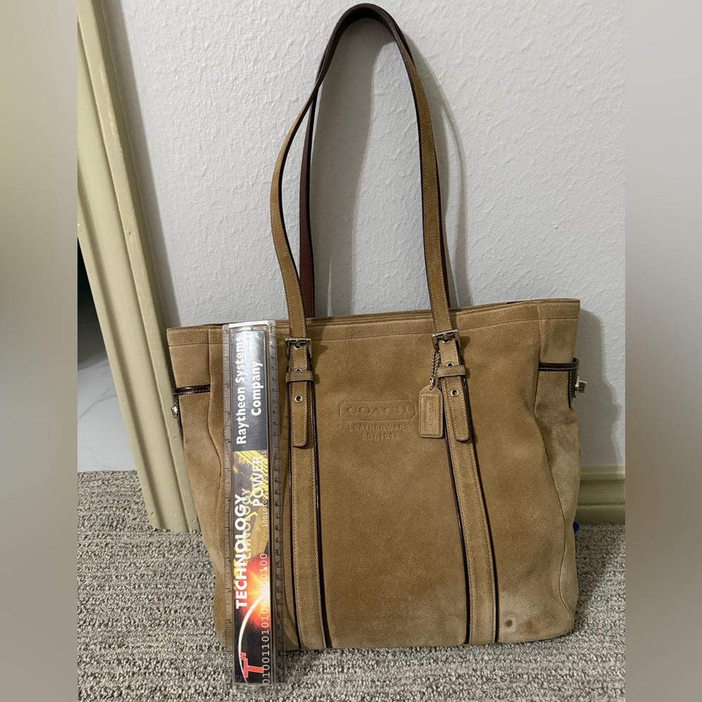Coach vintage Suede tote